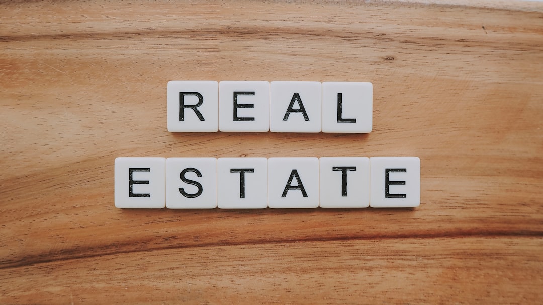 Photo technology scanning real estate market